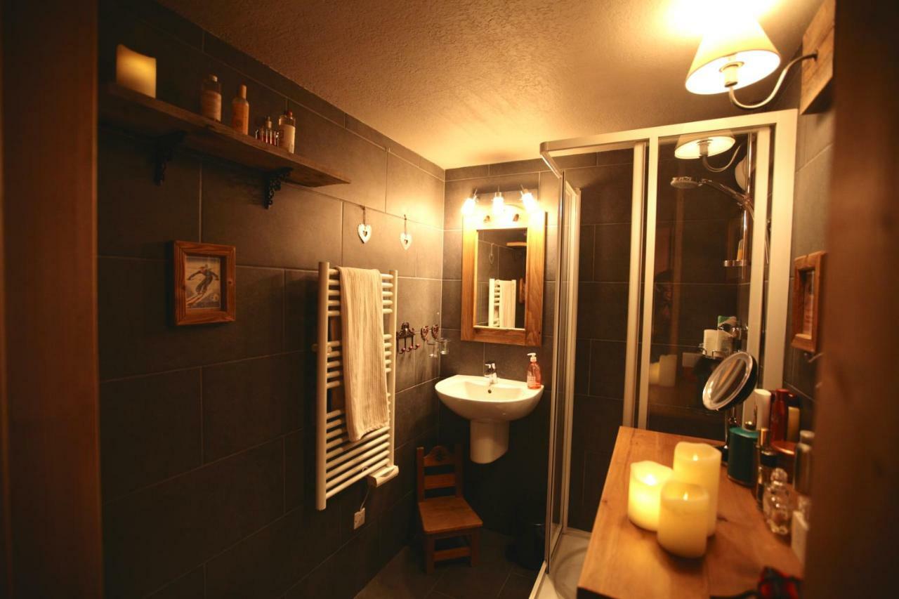 Duplex En Vieux Bois Hyper Centre Apartment Chamonix Bagian luar foto