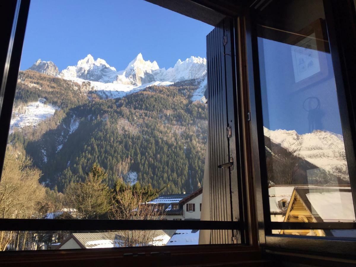 Duplex En Vieux Bois Hyper Centre Apartment Chamonix Bagian luar foto